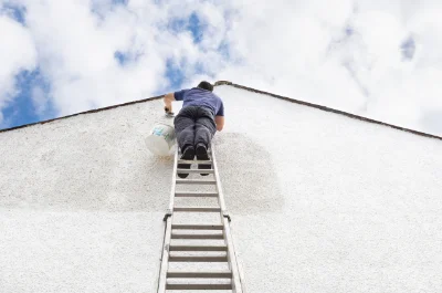 Peinture extérieure à Ayguesvives — façades et ravalement